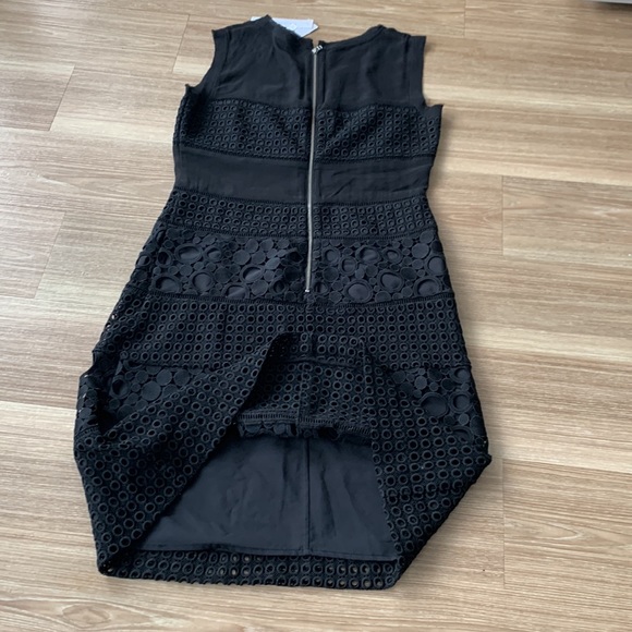 Chelsea and Walker silk top perforated pattern sleeveless dress - Picture 8 of 16